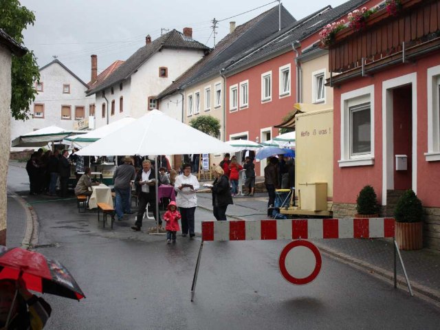 2010_-_offene_tuer_donatusstrasse_3_20180127_1353135164
