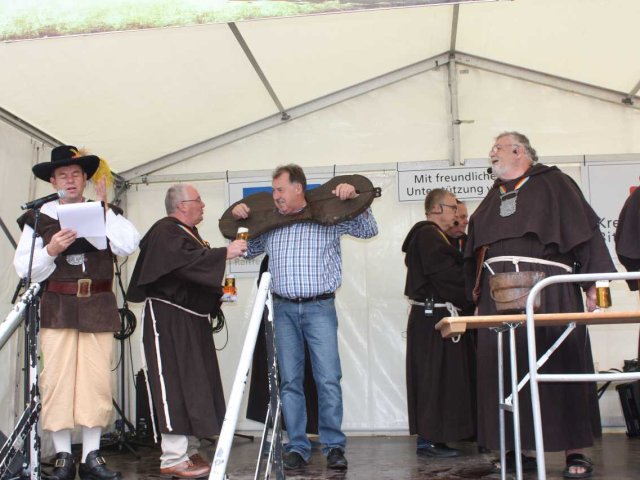 20156_-_taufe_des_ortsvorstehers_14_20180127_1338569302