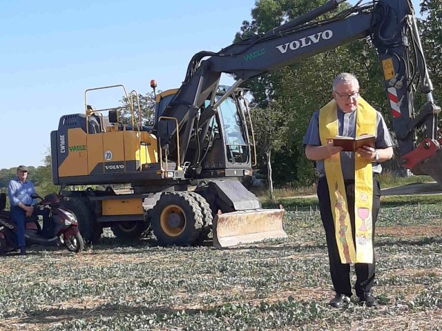 2020_-_spatenstich_-dorfwiese_20200922_1357233375