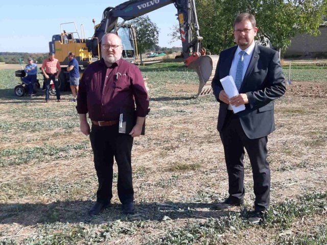 2020_-_spatenstich_-dorfwiese_20200922_1638520025