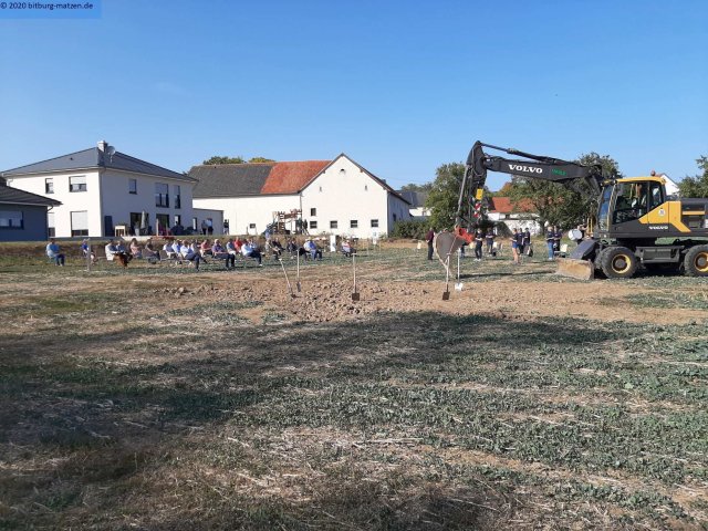 2020_-_spatenstich_-dorfwiese_20200922_1902685718