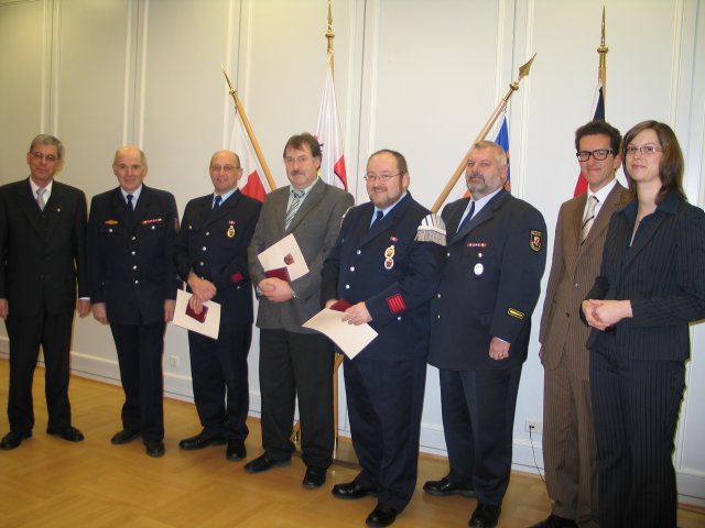 2007_-_goldenes_feuerwehrehrenzeichen_1_20180127_1929579648