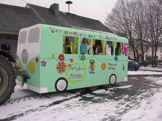 2010_-_hippie-wagen_6_20180127_2082930585