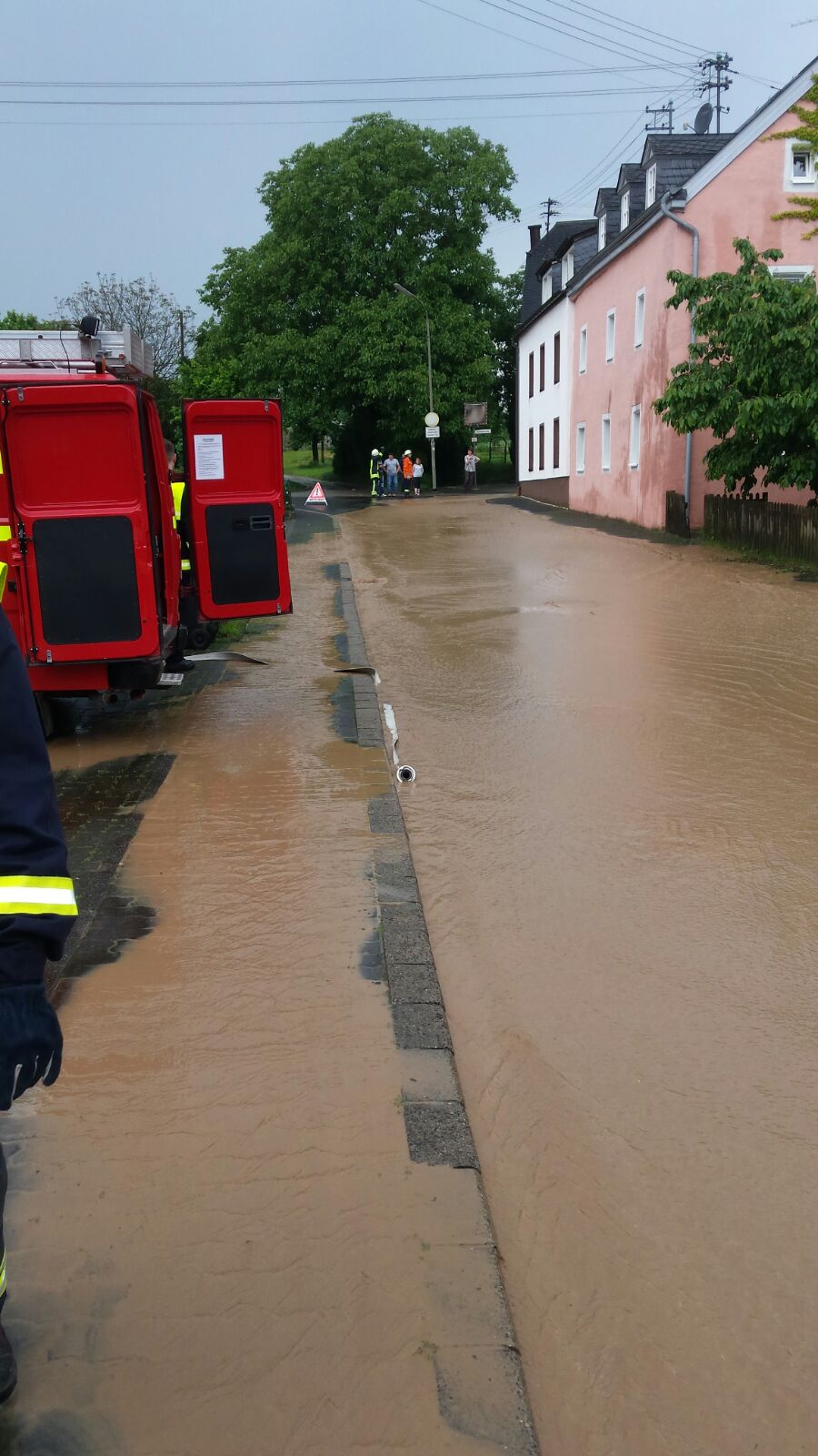 2016-06-05-Sonnenpesch-Hochwasser-1800h.jpg