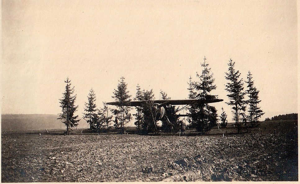 1939 Bild19 Feldflugplatz
